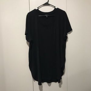 Women’s black tunic tee